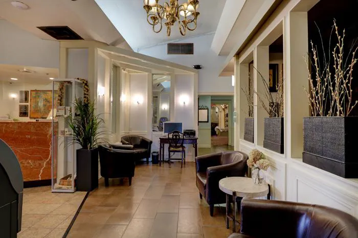 Senator Inn & Spa 4