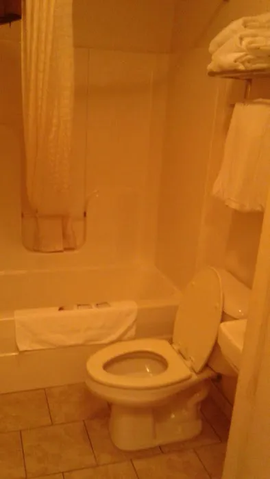 Waterford INN 4
