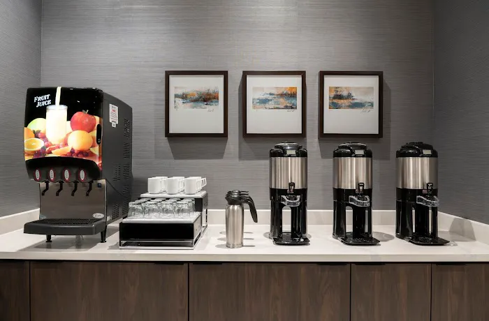 Staybridge Suites Boston Logan Airport - Revere by IHG 4