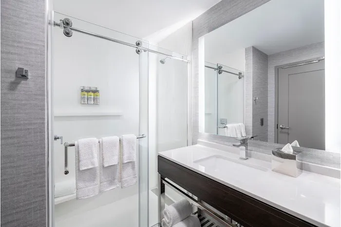 Staybridge Suites Boston Logan Airport - Revere by IHG 4