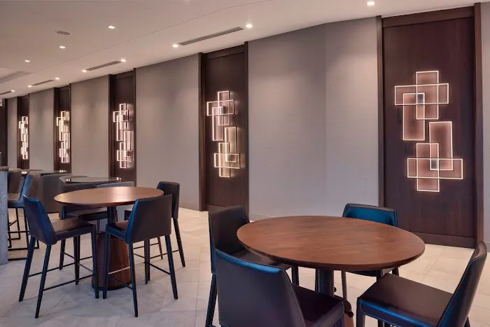 Staybridge Suites Boston Logan Airport - Revere by IHG 4