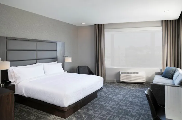 Staybridge Suites Boston Logan Airport - Revere by IHG 4