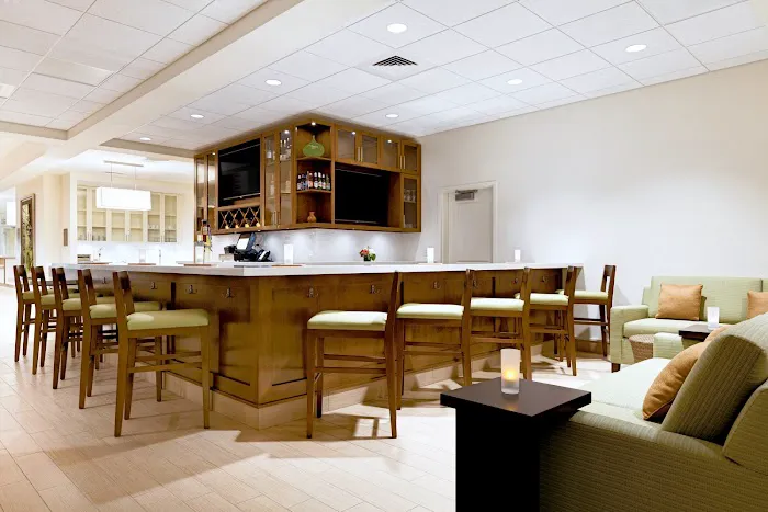 Hilton Garden Inn Boston Logan Airport 5