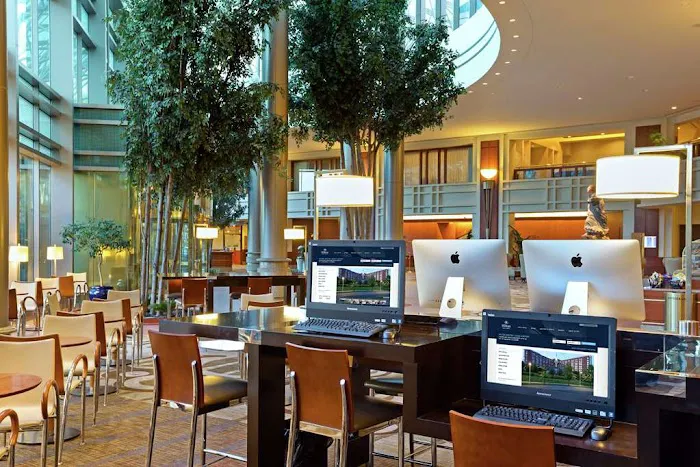 Hilton Boston Logan Airport 5