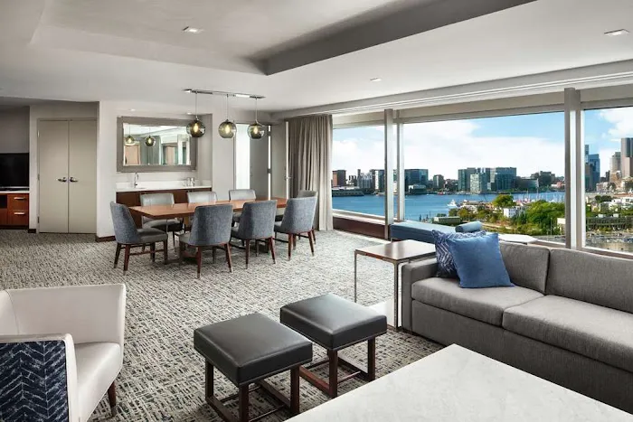 Hilton Boston Logan Airport 5