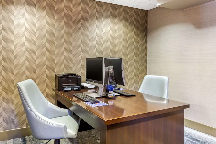 Comfort Inn & Suites Logan International Airport 4
