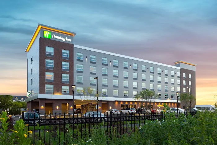 Holiday Inn Boston Logan Airport - Chelsea, an IHG Hotel 4