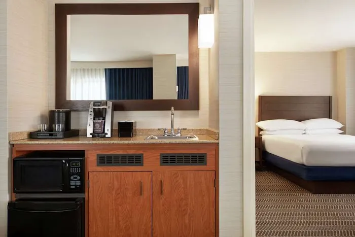 Embassy Suites by Hilton Boston at Logan Airport 5