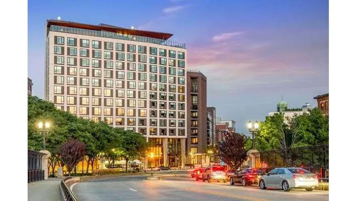 Cambria Hotel Boston Downtown - Seaport 5