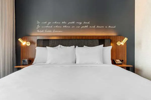Cambria Hotel Boston Downtown - Seaport 5