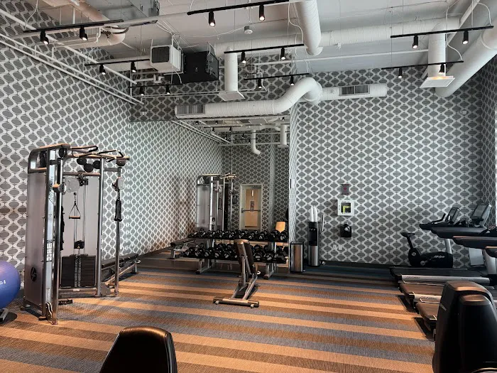 Aloft Boston Seaport District 5