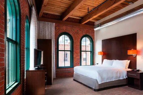 Residence Inn Boston Downtown/Seaport 5