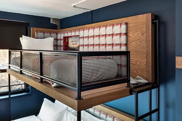 The Revolution Hotel 5