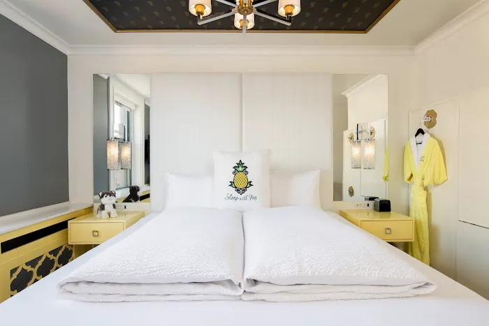 Staypineapple, A Delightful Hotel, South End Boston 5