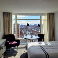 The Colonnade Hotel ico