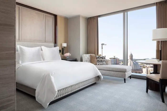 Four Seasons Hotel One Dalton Street, Boston 5