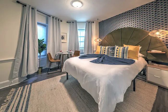 Good Hotels Boston 5