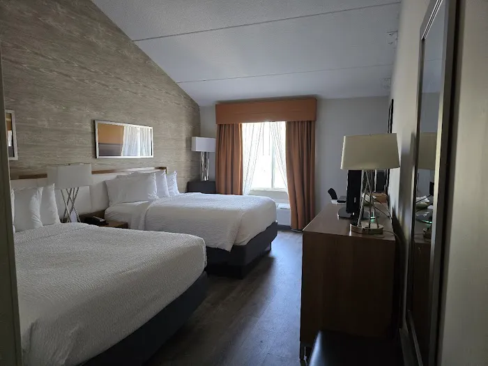 Iris Hotel Cape Cod 5