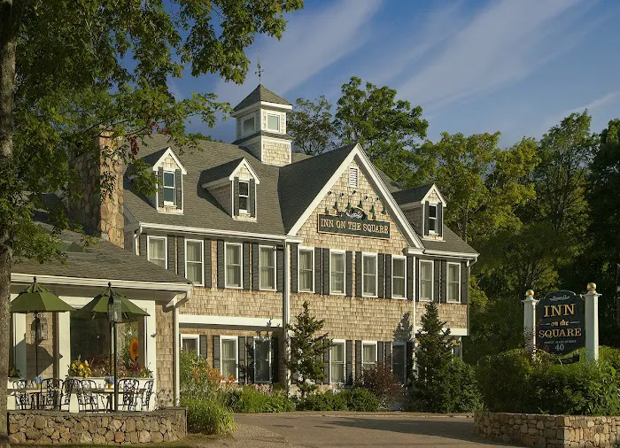Inn on the Square 5