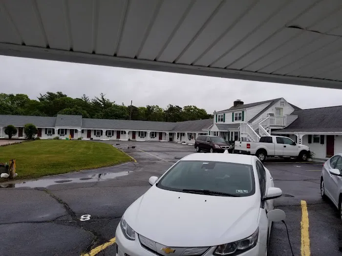 Knights Inn Centerville 5