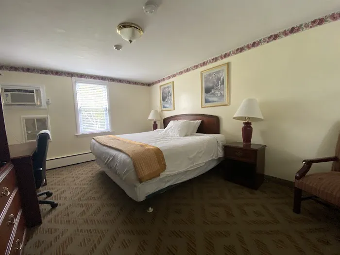Knights Inn Centerville 5