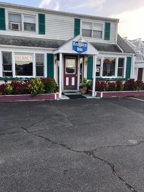 Knights Inn Centerville 5