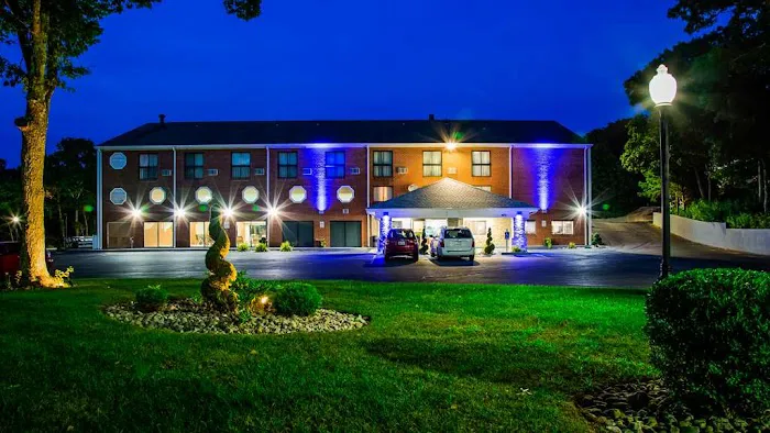 Best Western Cape Cod Hotel 5
