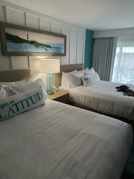 Cape Codder Resort & Spa 5