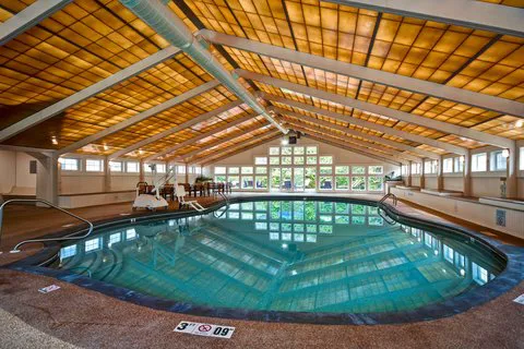 Courtyard Cape Cod Hyannis 5