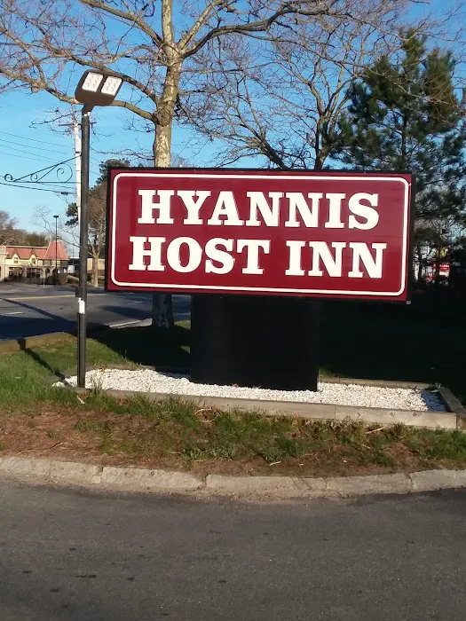 Hyannis Host Inn 5