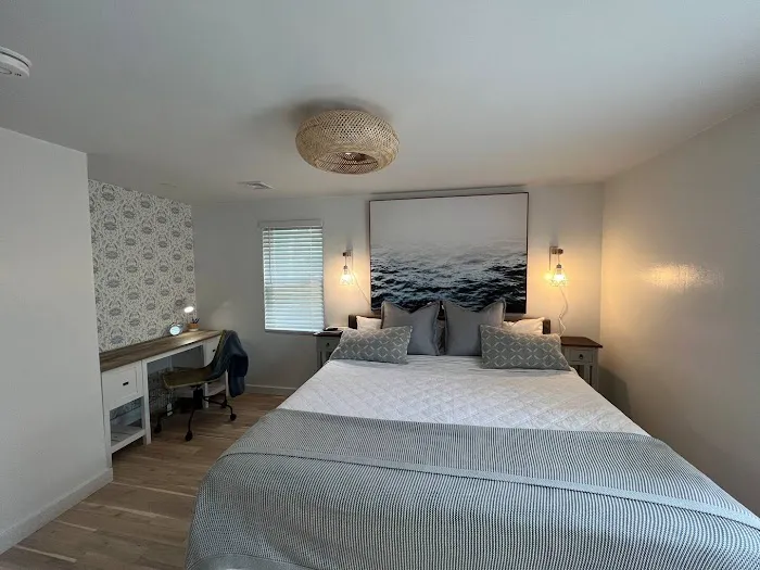 EsCape To Cape 5