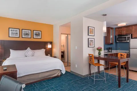 Residence Inn Boston Back Bay/Fenway 5