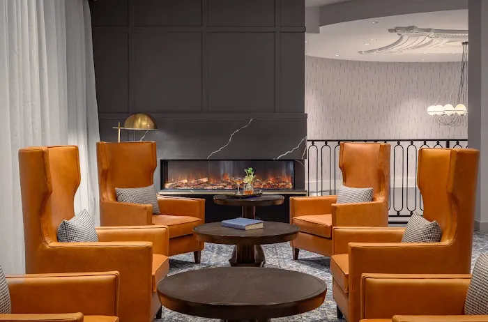 Hotel Commonwealth 5