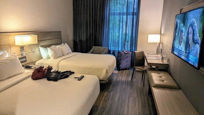 AC Hotel Boston Cambridge 5
