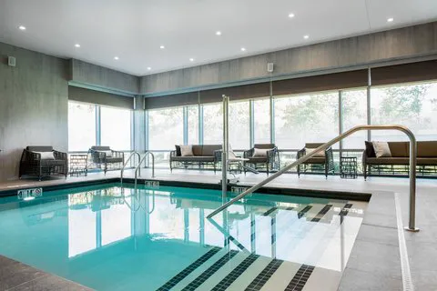 AC Hotel Boston Cambridge 5