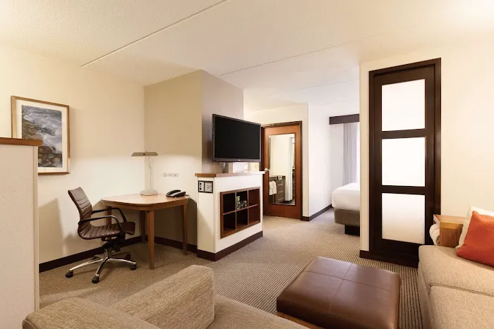 Hyatt Place Boston/Medford 4
