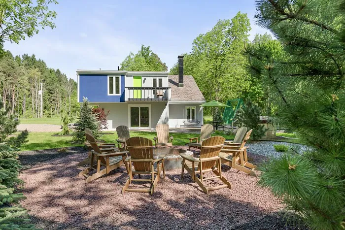 Peak Shelter Golf & Ski Vacation Home 4