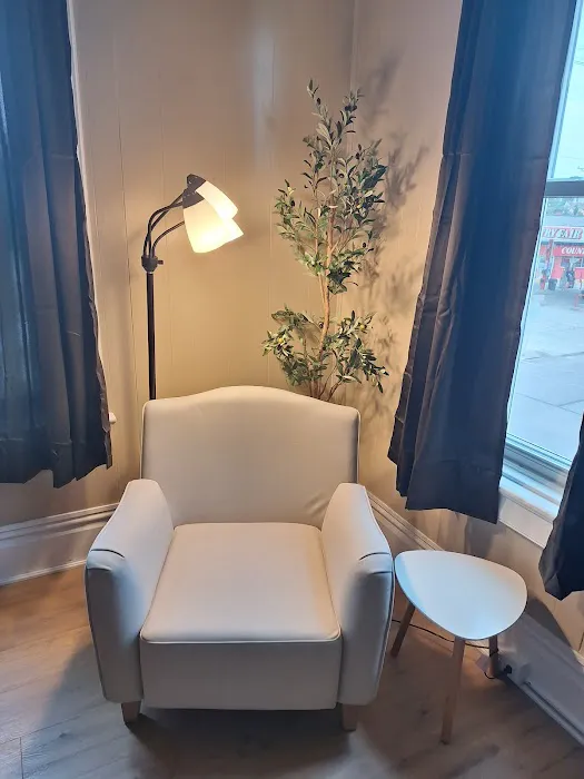 Riverside Retreat Airbnb 4