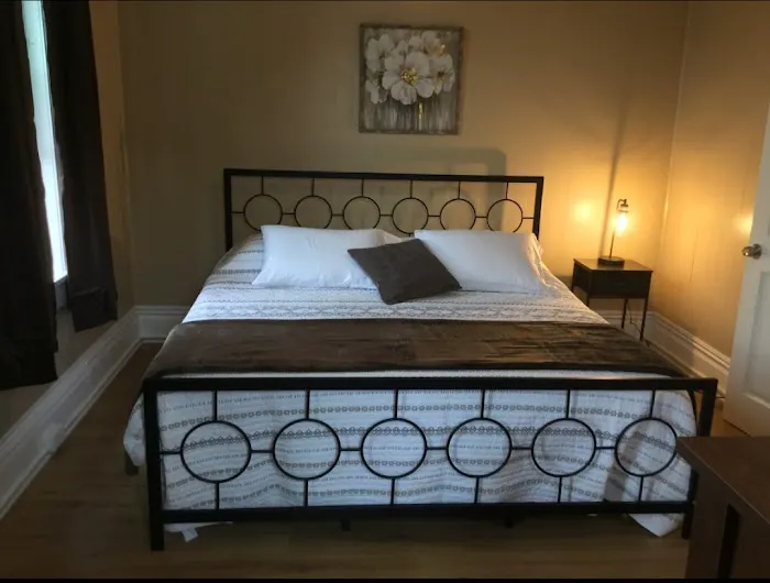 Riverside Retreat Airbnb 4