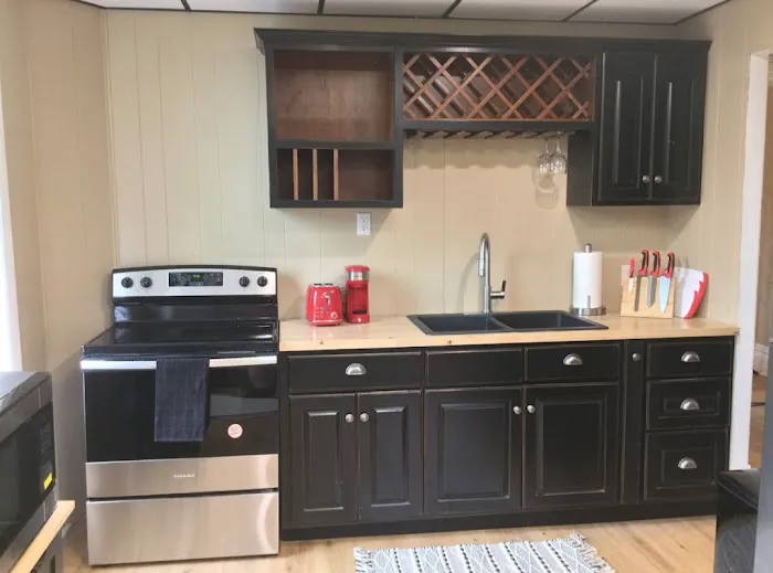 Riverside Retreat Airbnb 4