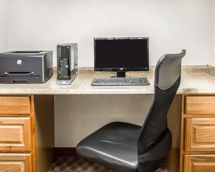 Quality Inn & Conference Center 4