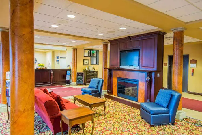 Chautauqua Suites Hotel & Expo Center 4