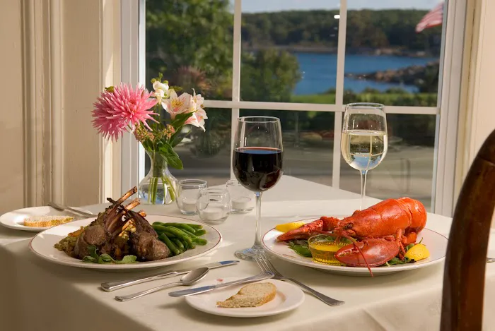 York Harbor Inn 5