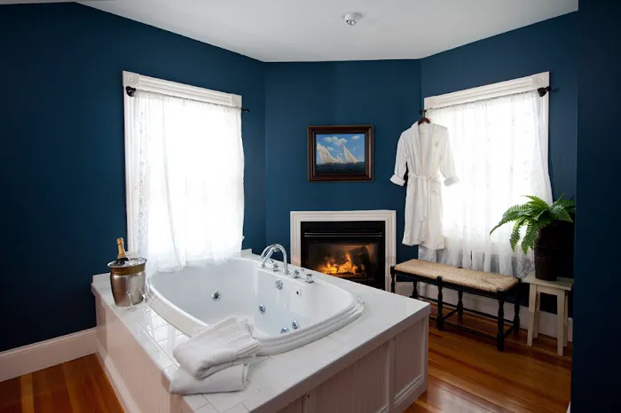 York Harbor Inn 5