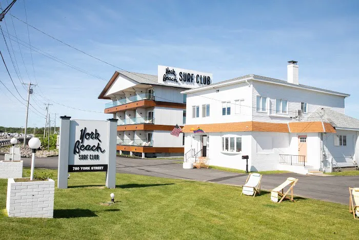 York Beach Surf Club 5