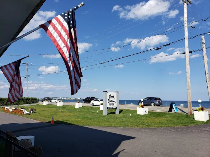 York Beach Surf Club 5