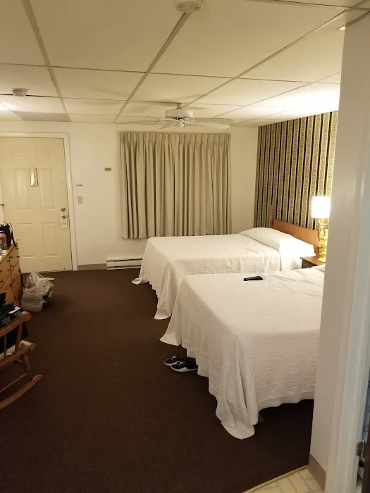 Long Beach Motor Inn 5
