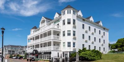 Union Bluff Hotel & Meeting House