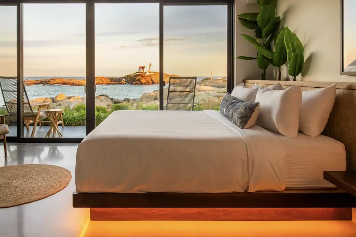 The Viewpoint Hotel 5