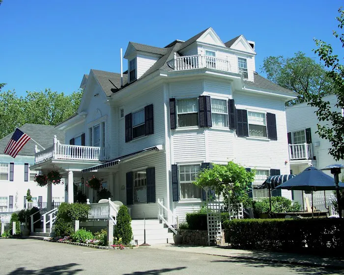 Kennebunkport Inn 5